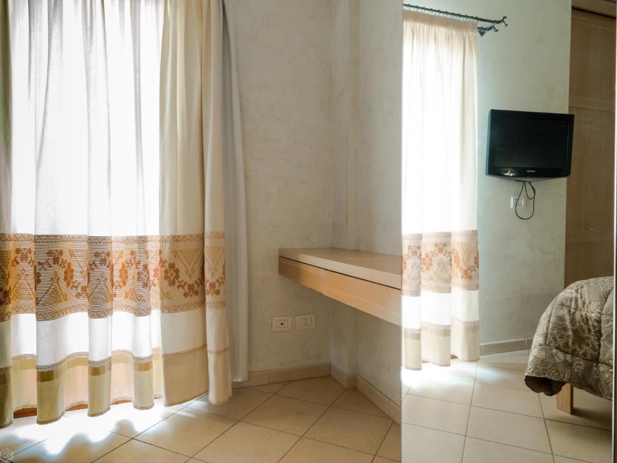 Jeremy House 53 - Klodge Olbia Eksteriør billede